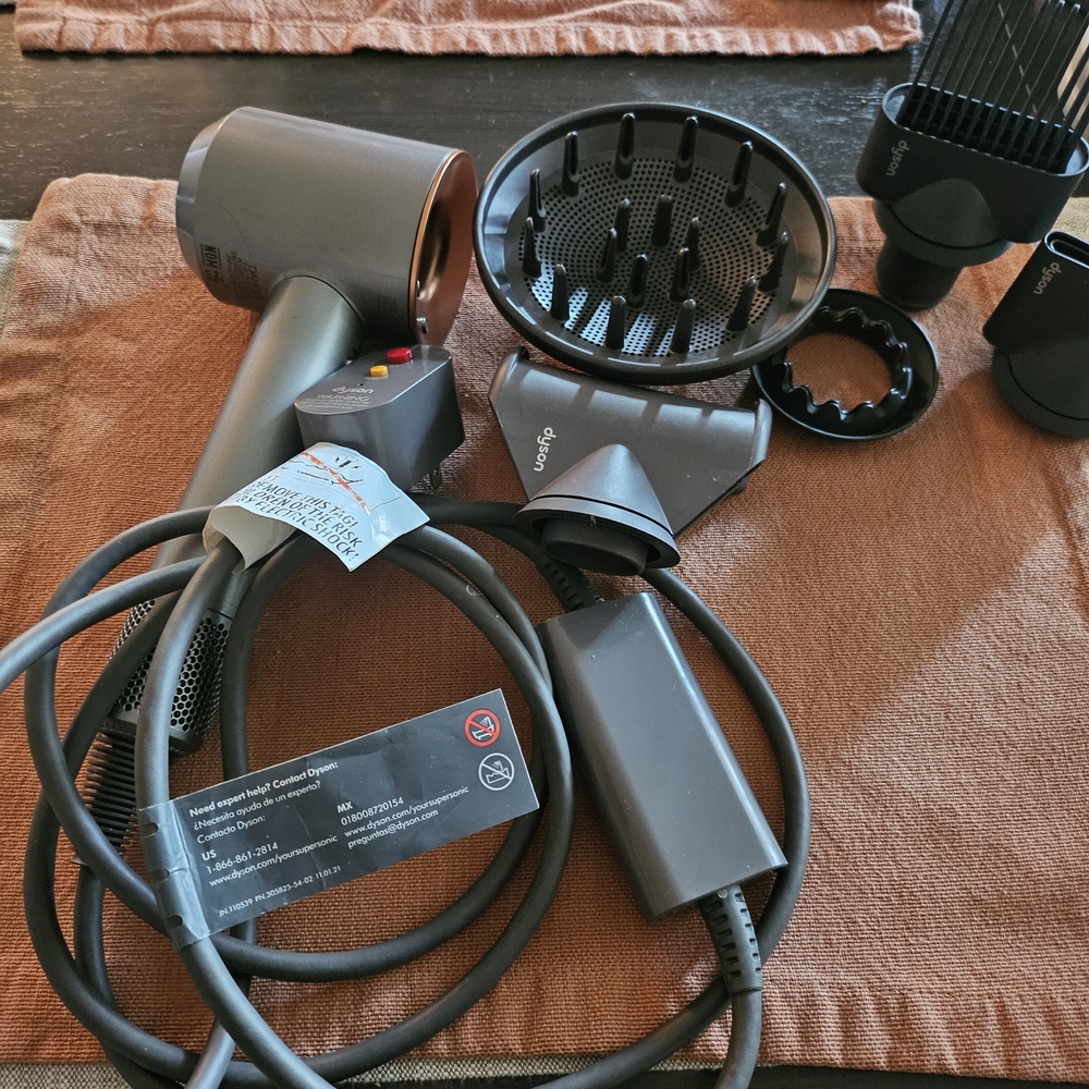 Powerful Dyson Supersonic Hair Dryer Bright Nickel /Dyson Supersonic Hair Dryer